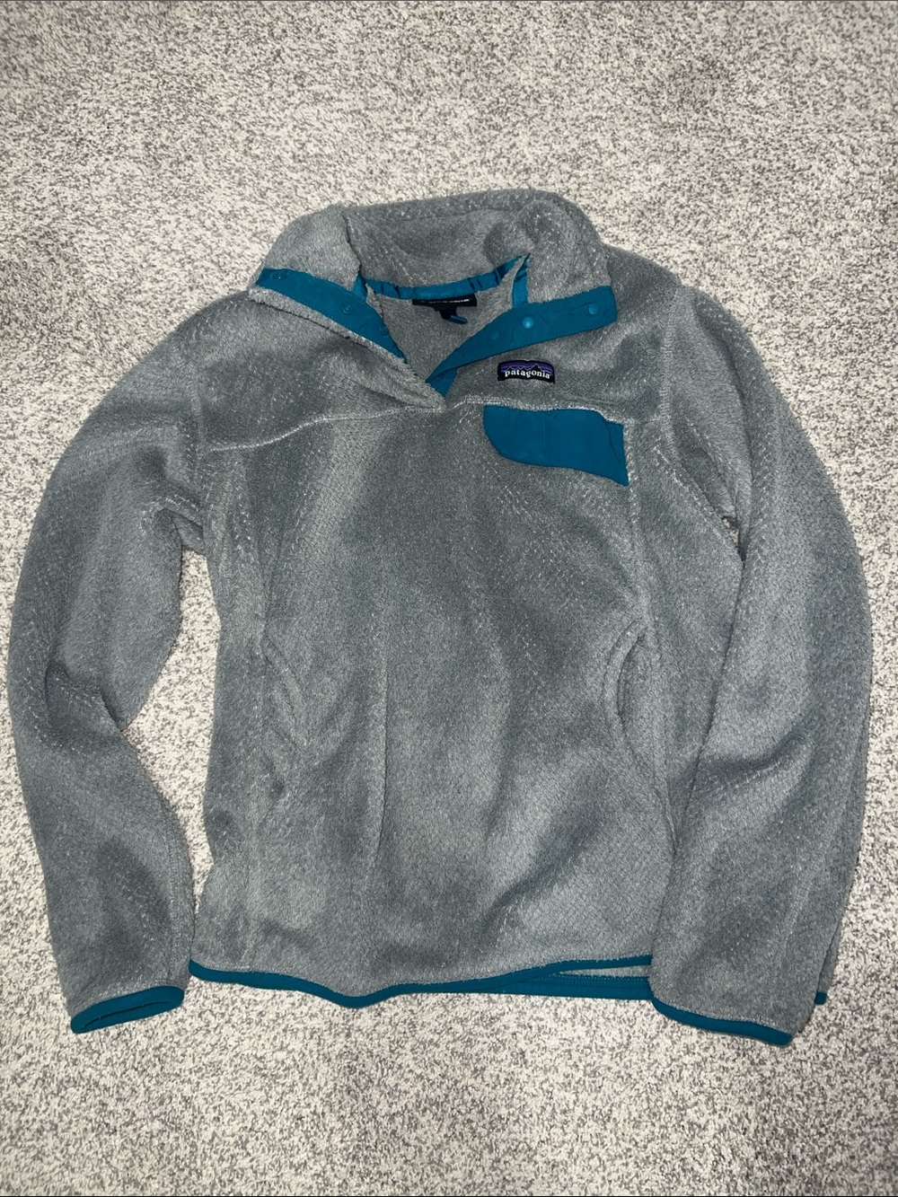 Patagonia Gray Fleece Pullover with Teal Trim